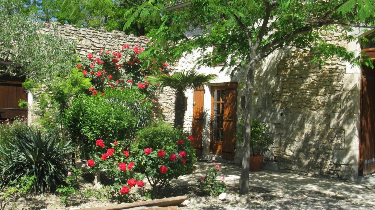 La Mejanenque Vénéjan Exterior foto