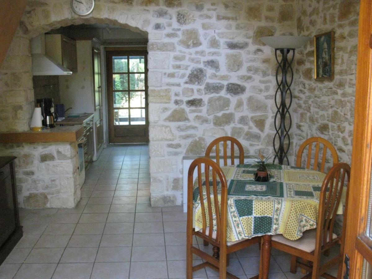 La Mejanenque Vénéjan Exterior foto