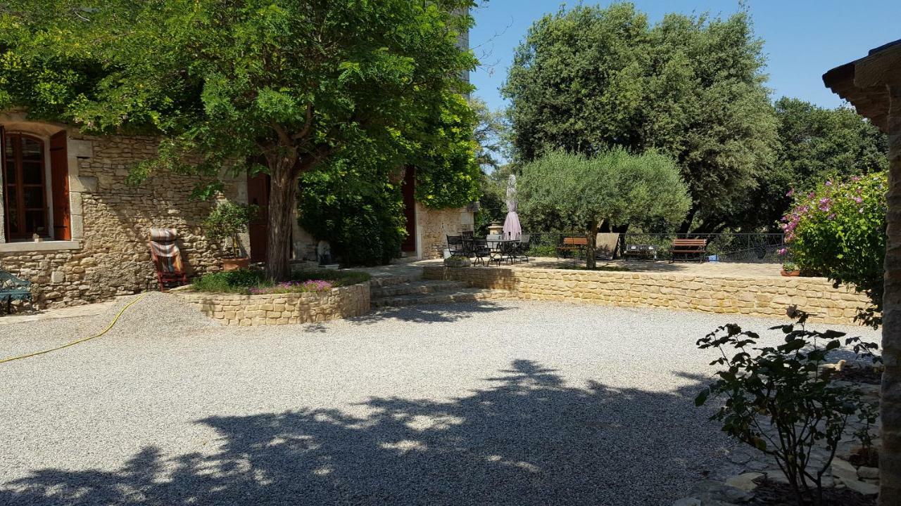 La Mejanenque Vénéjan Exterior foto
